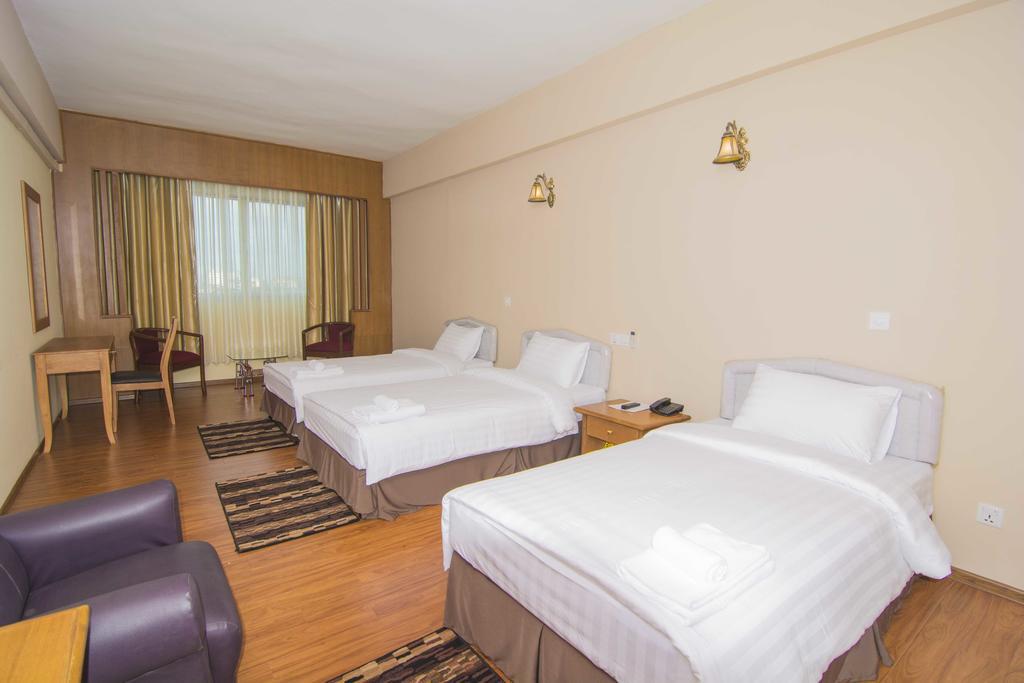 Asia Plaza Hotel Rangoon Værelse billede