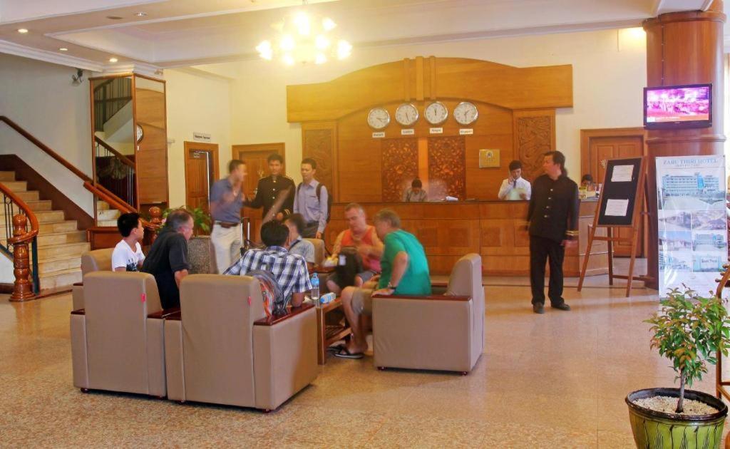 Asia Plaza Hotel Rangoon Eksteriør billede