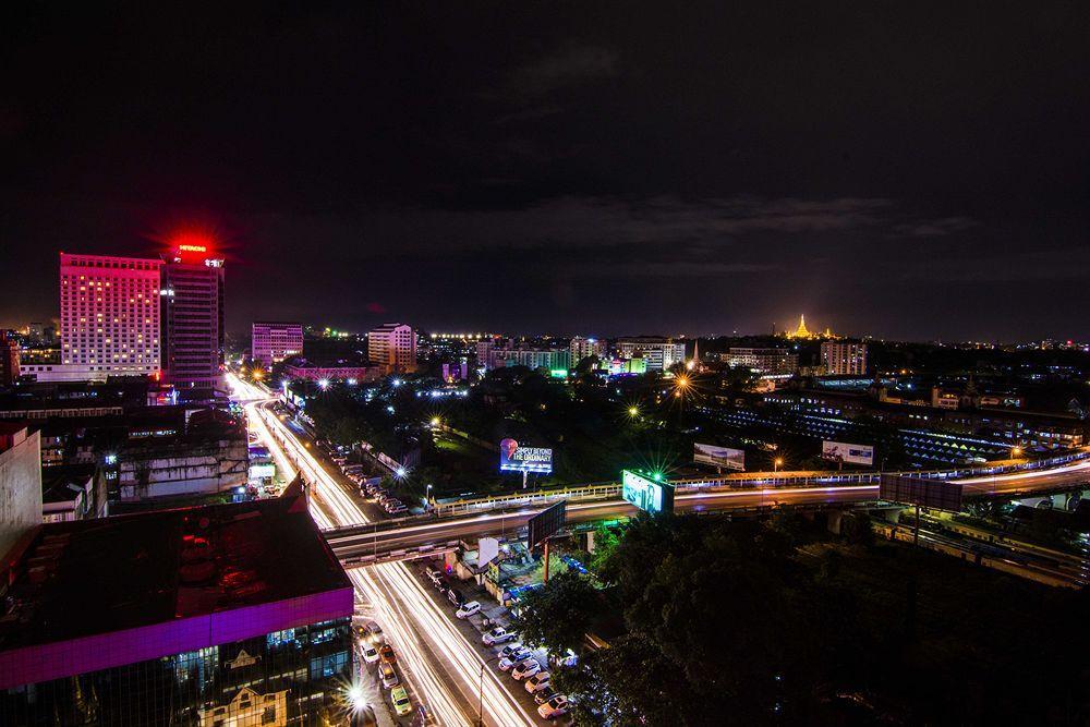 Asia Plaza Hotel Rangoon Eksteriør billede