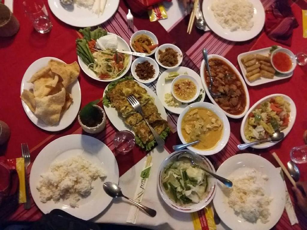 Asia Plaza Hotel Rangoon Eksteriør billede