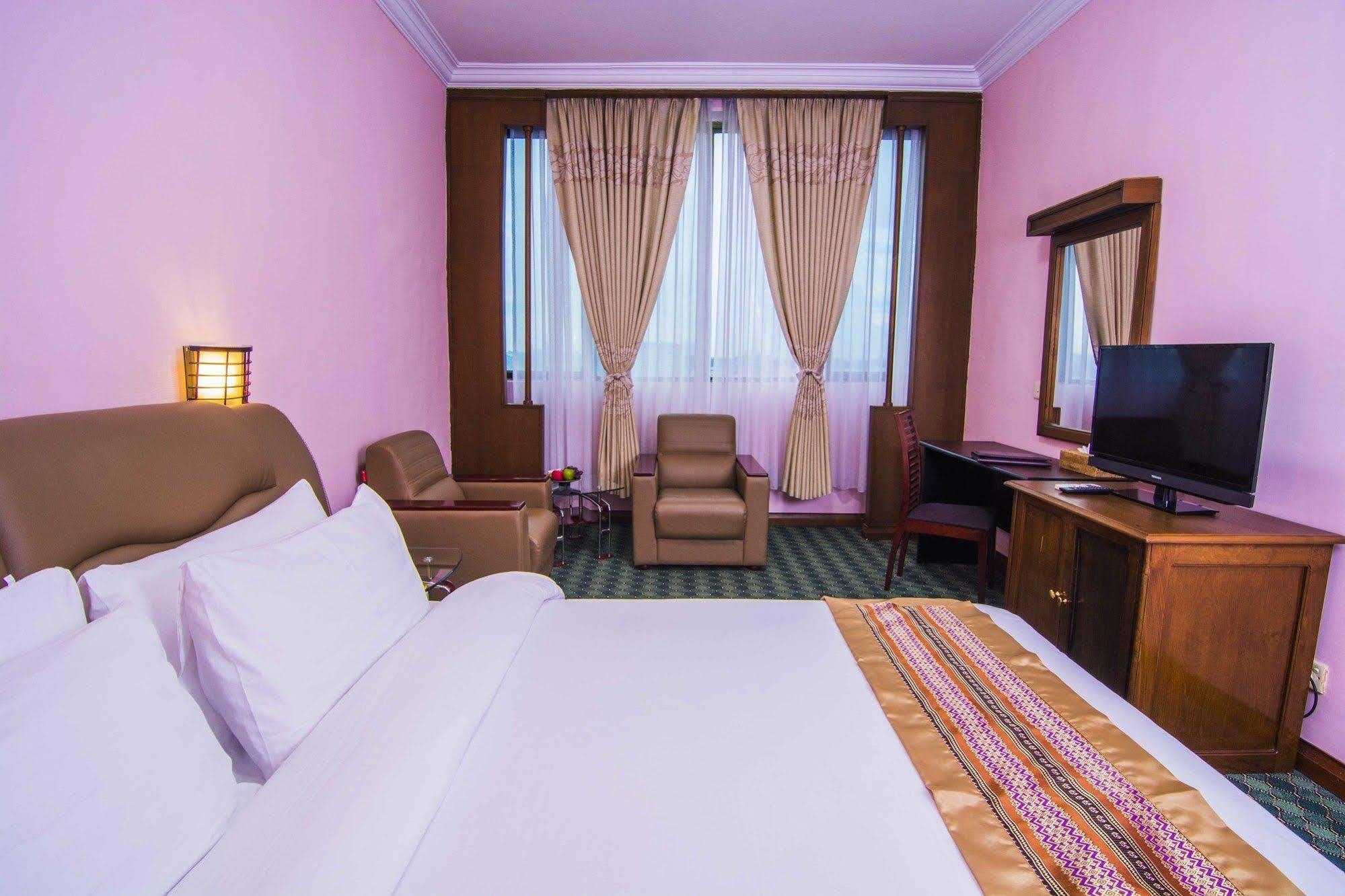 Asia Plaza Hotel Rangoon Eksteriør billede