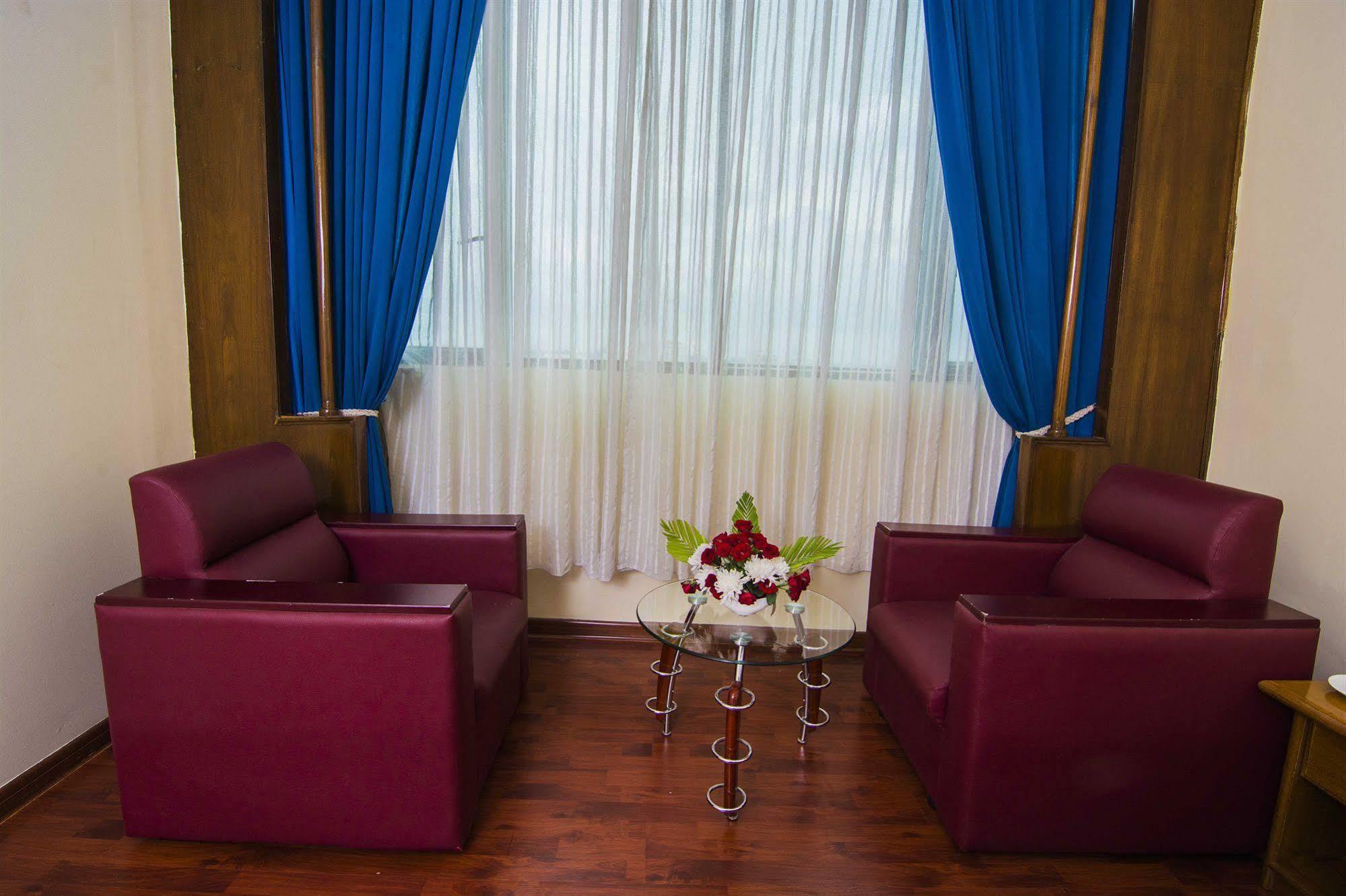 Asia Plaza Hotel Rangoon Eksteriør billede
